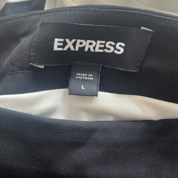 EXPRESS WHITE AND BLACK COLOR BLOCK MAXI SKIRT PLEATED - Picture 6 of 6